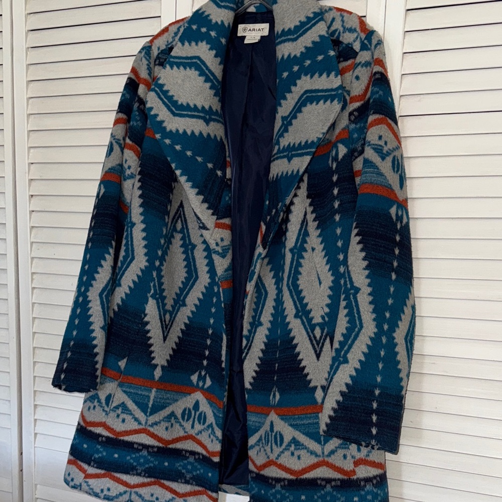 Ariat Blue and Gray Patterned Coat 36” length 21” p2p